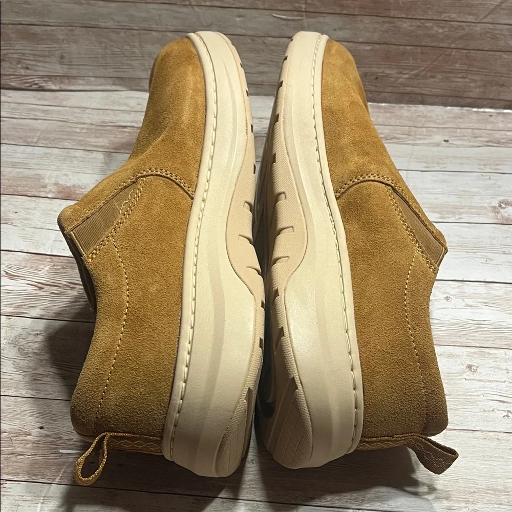 NWOB Anodyne Classic Tan Suede Men's Slip-On Loafers